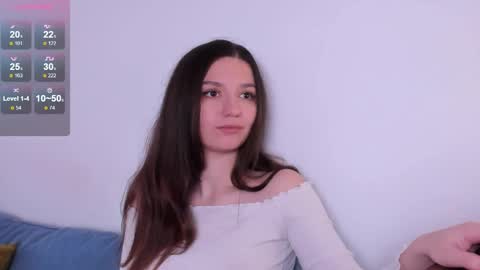 Snapshot of miabellee_ chatting on May 16, 10:36 am mia online show from May 16, 10:36 am