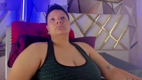 Snapshot of miacapucci1 chatting on March 1, 3:27 pm online show from March 1, 3:27 pm