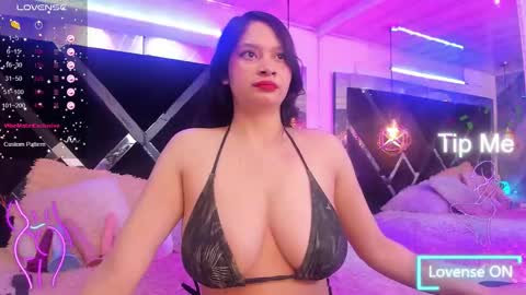 Mia online show from December 2, 1:44 am