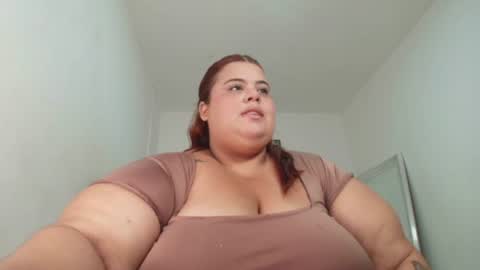 Snapshot of miadolan chatting on July 6, 1:24 am Mia online show from July 6, 1:24 am