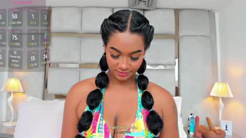 Call me Mia online show from November 23, 8:41 pm