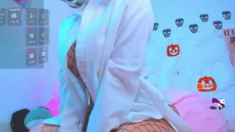 Mia Engels  online show from October 20, 2:12 am