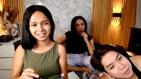 Snapshot of miafuckingwill chatting on July 8, 9:41 pm miafuckingwill online show from July 8, 9:41 pm