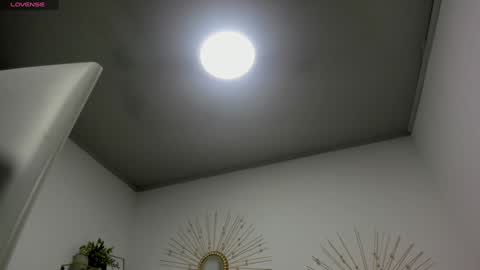 Snapshot of miah_bigboobs chatting on January 23, 8:57 am Miah Collins online show from January 23, 8:57 am