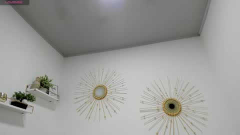 Snapshot of miah_bigboobs chatting on February 20, 10:59 am Miah Collins online show from February 20, 10:59 am
