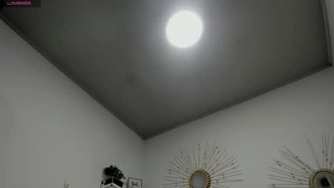 Snapshot of miah_bigboobs chatting on October 2, 11:17 am Miah Collins online show from October 2, 11:17 am