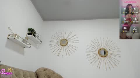 Snapshot of miah_bigboobs chatting on February 16, 6:26 pm Miah Collins online show from February 16, 6:26 pm