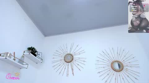 Snapshot of miah_bigboobs chatting on July 9, 5:50 pm Miah Collins online show from July 9, 5:50 pm