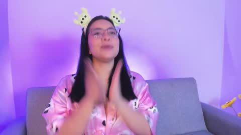 miah new independent model acount online show from December 5, 3:37 am