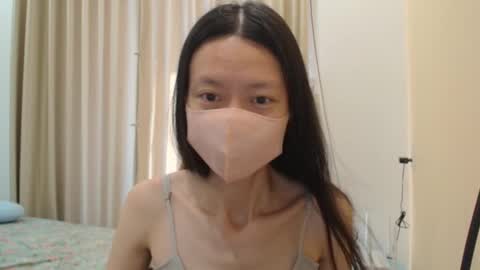 miahchan68 online show from March 10, 1:32 am