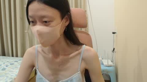 miahchan68 online show from April 6, 4:52 pm