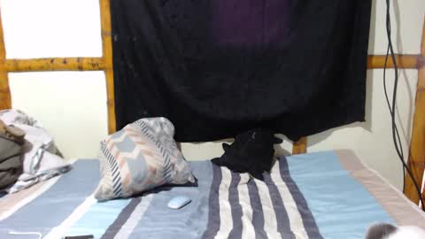 Mia  Sam online show from October 6, 8:39 pm