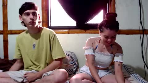 Mia  Sam online show from December 3, 3:54 pm