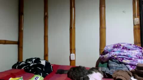 Snapshot of miahells chatting on April 19, 5:12 pm Mia Sam online show from April 19, 5:12 pm