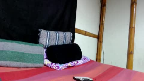 Snapshot of miahells chatting on May 3, 7:53 pm Mia Sam online show from May 3, 7:53 pm