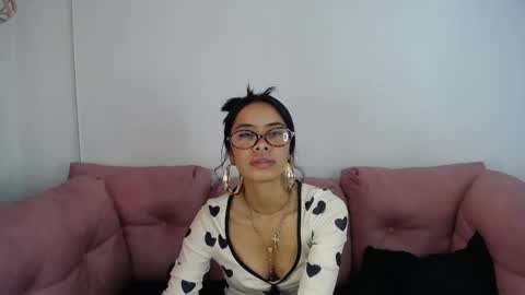 Snapshot of miahotcs chatting on May 14, 3:52 pm miahotcs online show from May 14, 3:52 pm