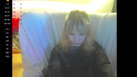 Snapshot of miakimiko chatting on June 2, 1:18 am miakimiko online show from June 2, 1:18 am