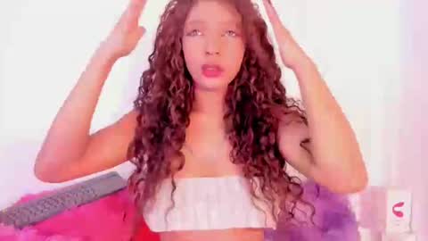 miakirshner_ online show from November 25, 3:23 pm