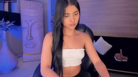 Call me Mia  online show from April 9, 7:30 pm