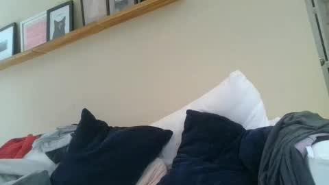 Snapshot of miamarie555 chatting on April 8, 7:25 pm Miamarie555 online show from April 8, 7:25 pm