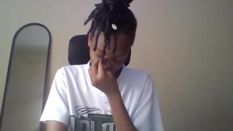 Muffin online show from March 29, 3:23 pm