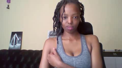 Snapshot of miami_muffin chatting on May 10, 9:03 am Muffin online show from May 10, 9:03 am