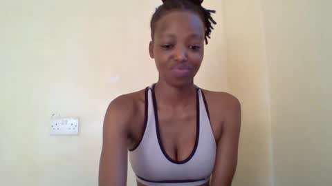 Snapshot of miami_muffin chatting on May 28, 6:00 am Muffin online show from May 28, 6:00 am