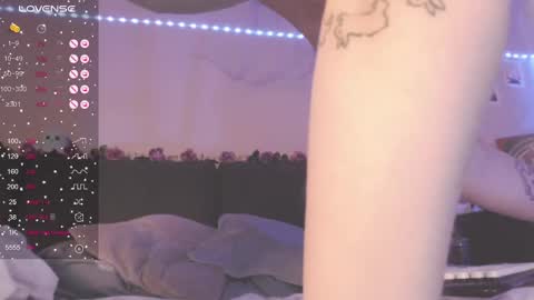 Snapshot of miamiameow chatting on March 2, 7:34 pm Mia online show from March 2, 7:34 pm