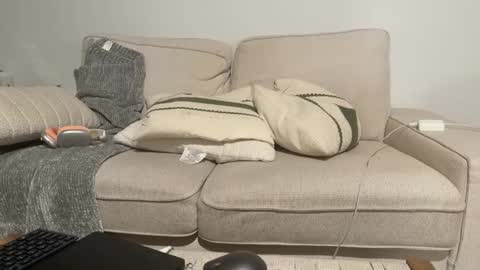 Snapshot of miamifit chatting on December 23, 7:28 am miamifit online show from December 23, 7:28 am