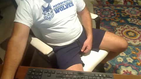Snapshot of miamiwrestler chatting on May 15, 12:39 am miamiwrestler online show from May 15, 12:39 am