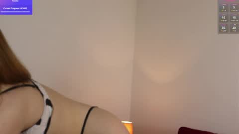 Snapshot of miamoon123 chatting on May 12, 2:47 pm miamoon123 online show from May 12, 2:47 pm