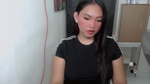 Snapshot of miamore_avida chatting on May 13, 10:34 am miamore_avida online show from May 13, 10:34 am