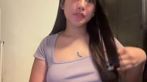 Snapshot of miamore_avida chatting on June 10, 10:08 pm miamore_avida online show from June 10, 10:08 pm