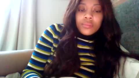 MiaMuffn online show from February 18, 1:51 pm