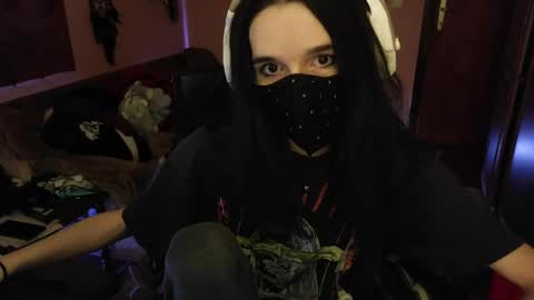 Kristien online show from April 12, 1:27 pm