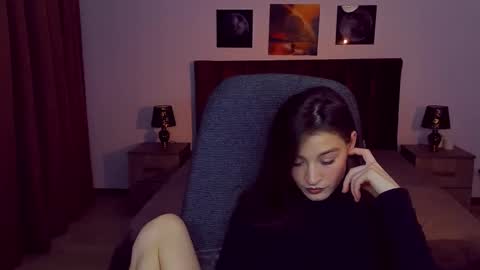 Mia online show from January 10, 8:26 pm