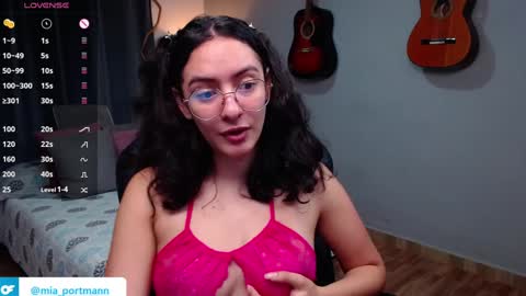 MIAPORTMANN online show from January 9, 9:16 am