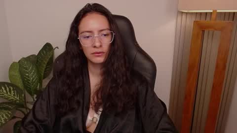 MIAPORTMANN online show from February 16, 8:21 am