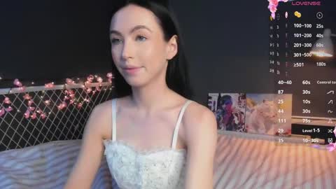 Snapshot of miarielle chatting on April 5, 5:32 pm Liz online show from April 5, 5:32 pm