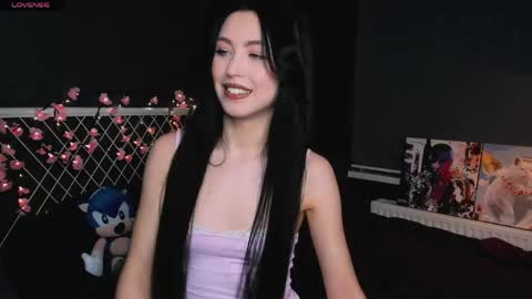 Snapshot of miarielle chatting on May 1, 5:50 pm Liz online show from May 1, 5:50 pm