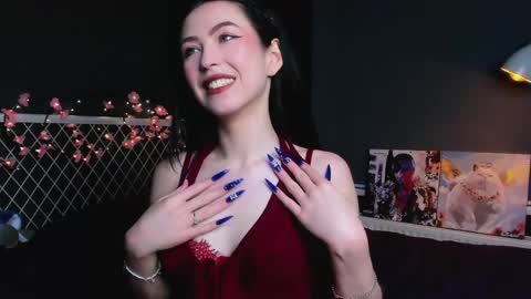 Snapshot of miarielle chatting on May 3, 5:52 pm Liz online show from May 3, 5:52 pm