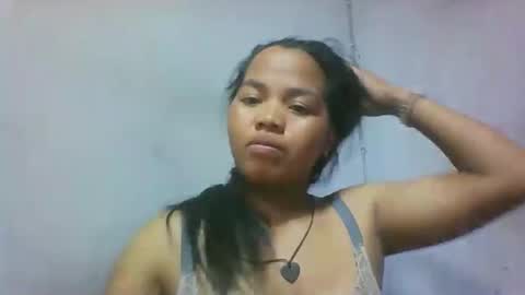 miarii online show from May 31, 6:20 pm