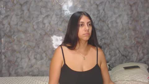 Snapshot of miarouse1531 chatting on January 10, 12:12 am miarouse1531 online show from January 10, 12:12 am