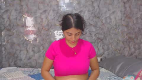 Snapshot of miarouse1531 chatting on February 10, 9:19 pm miarouse1531 online show from February 10, 9:19 pm