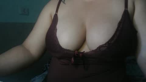 Snapshot of miasp chatting on January 2, 12:23 am MiaSP online show from January 2, 12:23 am