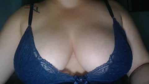 Snapshot of miasp chatting on January 23, 3:37 am MiaSP online show from January 23, 3:37 am