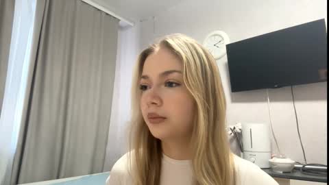 Milana online show from February 17, 1:07 pm