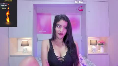 Snapshot of miaturnerr_ chatting on April 28, 4:17 am miaturnerr_ online show from April 28, 4:17 am