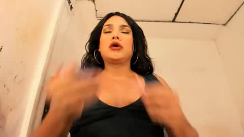 Snapshot of miavaniity54 chatting on October 19, 9:26 pm miavaniity54 online show from October 19, 9:26 pm