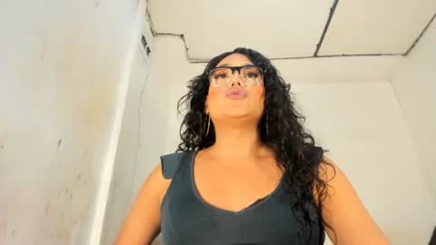 Snapshot of miavaniity54 chatting on May 13, 9:22 pm miavaniity54 online show from May 13, 9:22 pm